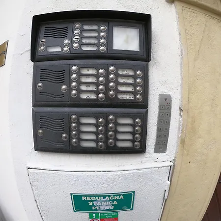 Downtown Διαμέρισμα Μπρατισλάβα