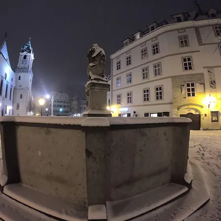 Downtown Apartamento Bratislava