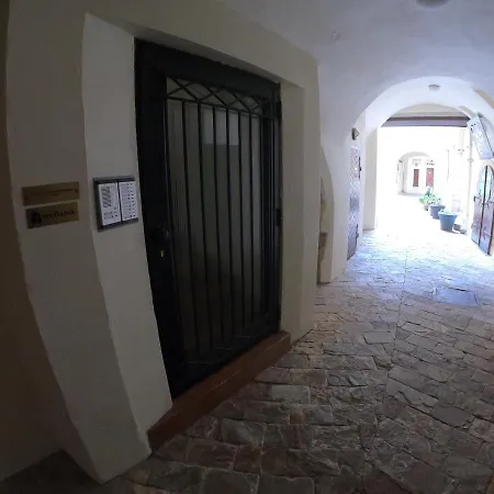 Downtown Apartmán *